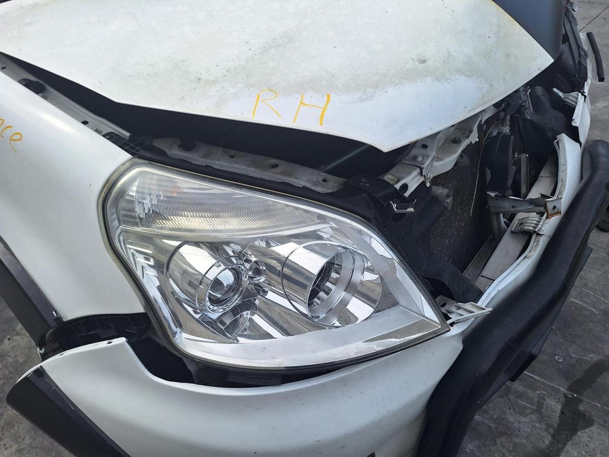 1000746902-Right Headlamp