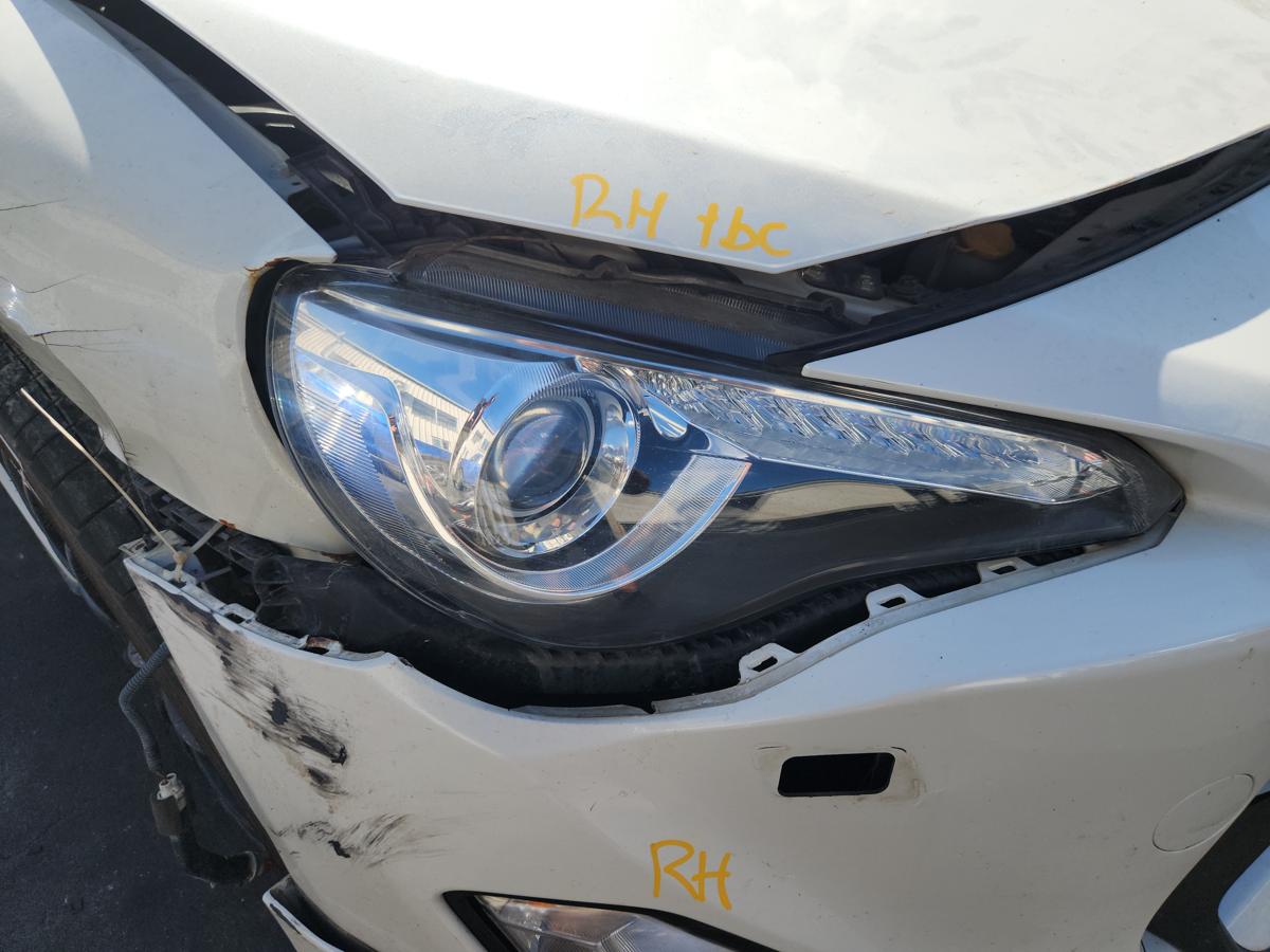 Right Headlamp for TOYOTA 86