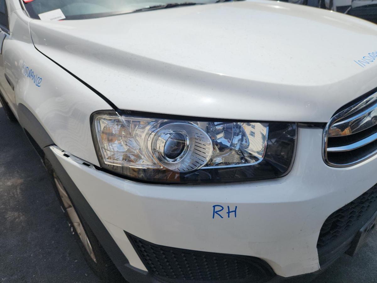 1000868415-Right Headlamp