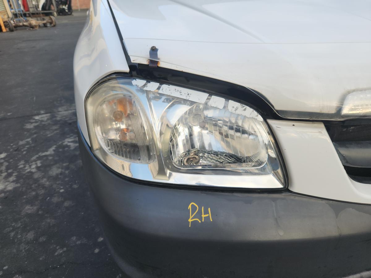 1000942581-Right Headlamp
