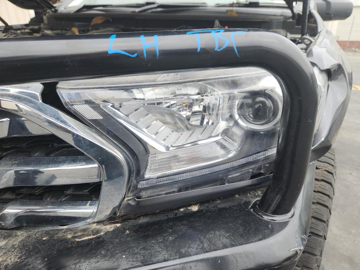 1000794210-Right Headlamp