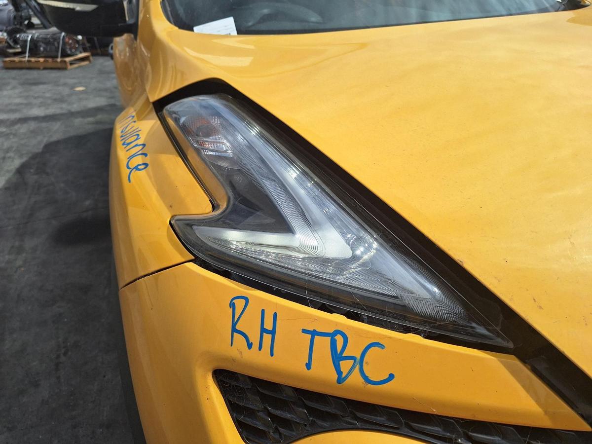 1000763438-Right Headlamp