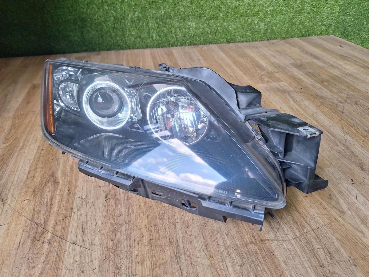 1000883564-Right Headlamp Top