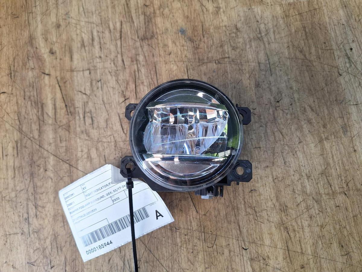 1000926148-Right Indicator Fog Side Bumper Foglamp Top
