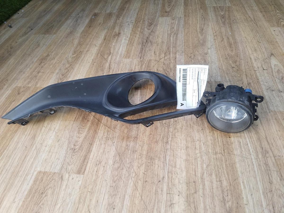 1000877828-Right Indicator Fog Side Bumper Foglamp Top