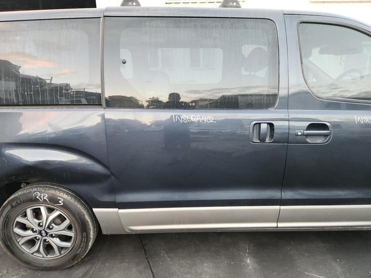 RIGHT_REAR_DOOR_SLIDING for HYUNDAI ILOAD/IMAX