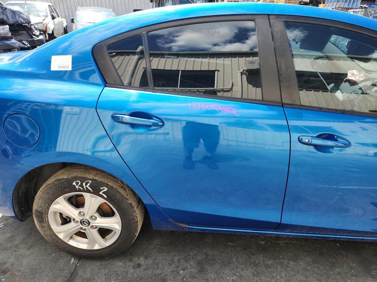 RIGHT_REAR_DOOR_SLIDING for MAZDA 3