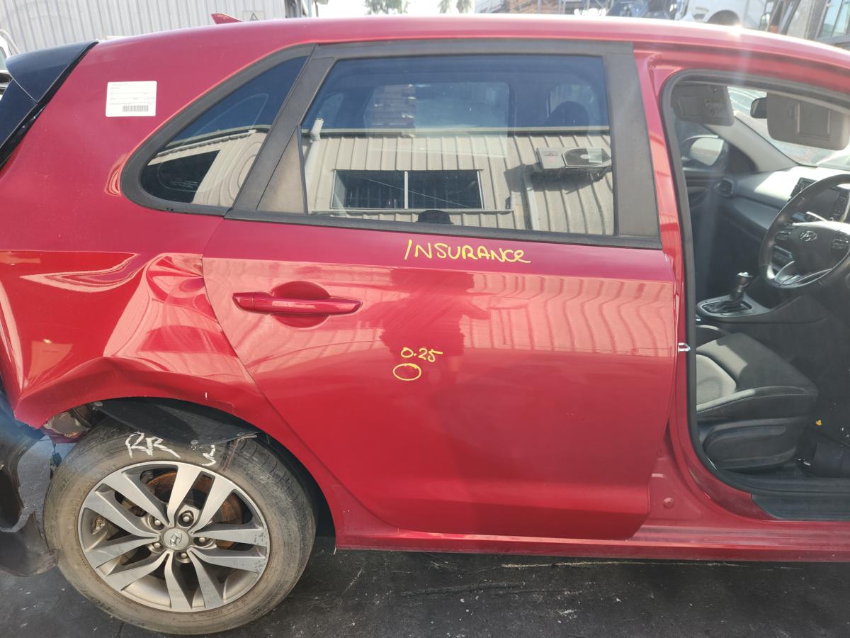 1000913875-Right Rear Door