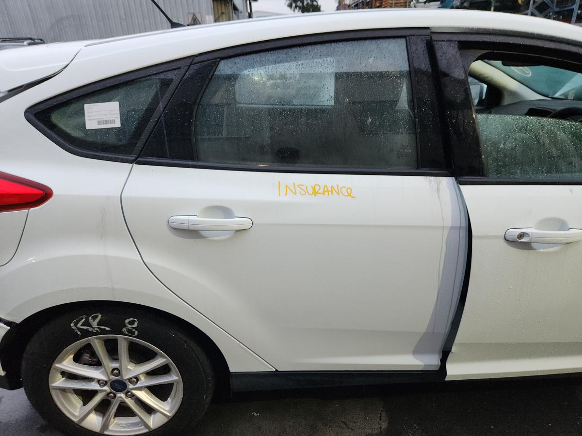 1000918178-Right Rear Door
