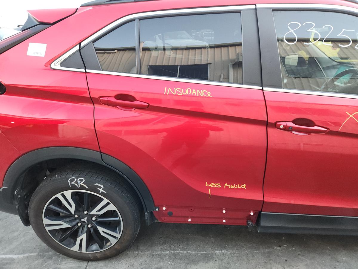 1000918535-Right Rear Door