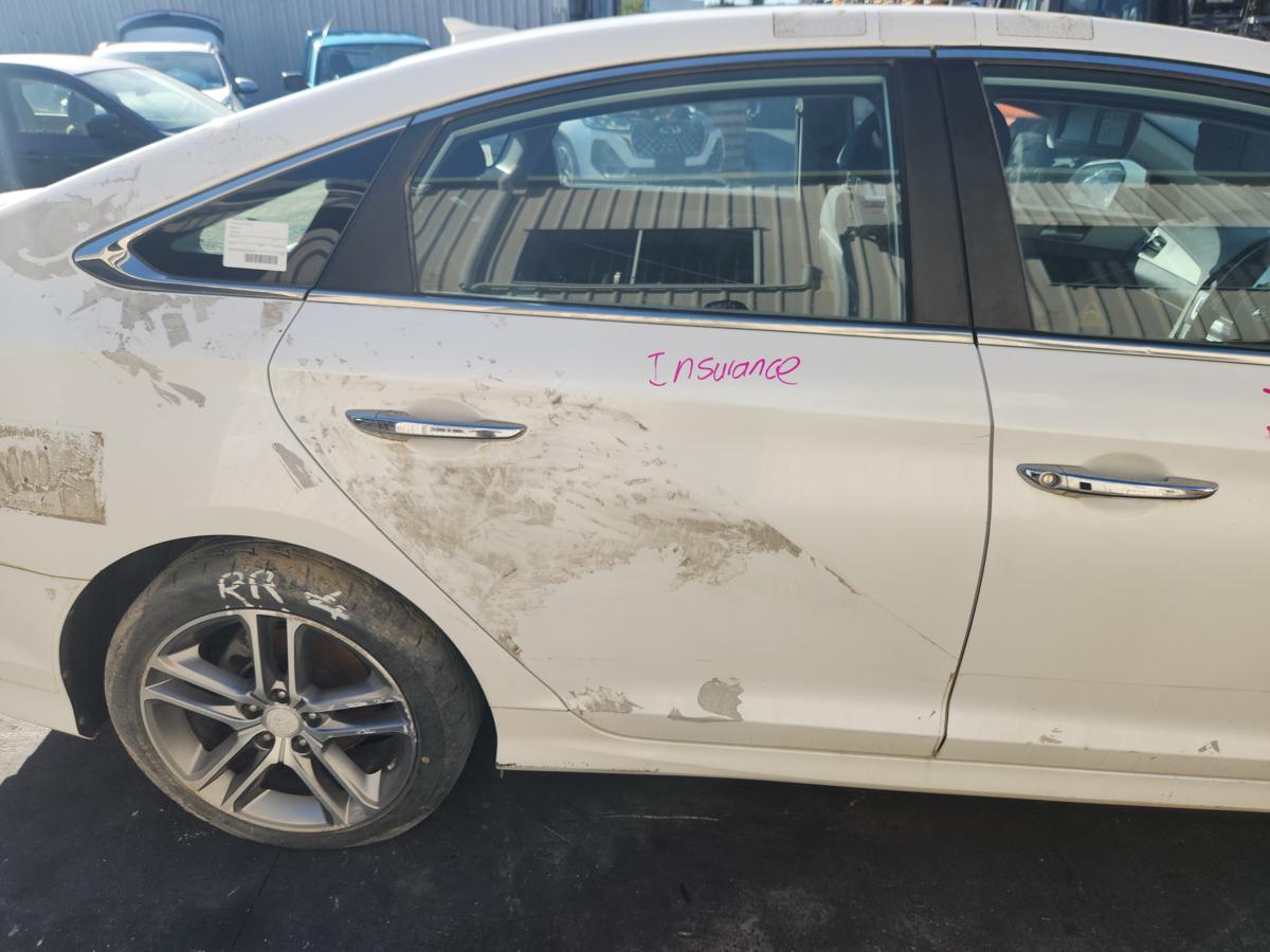 1000929938-Right Rear Door