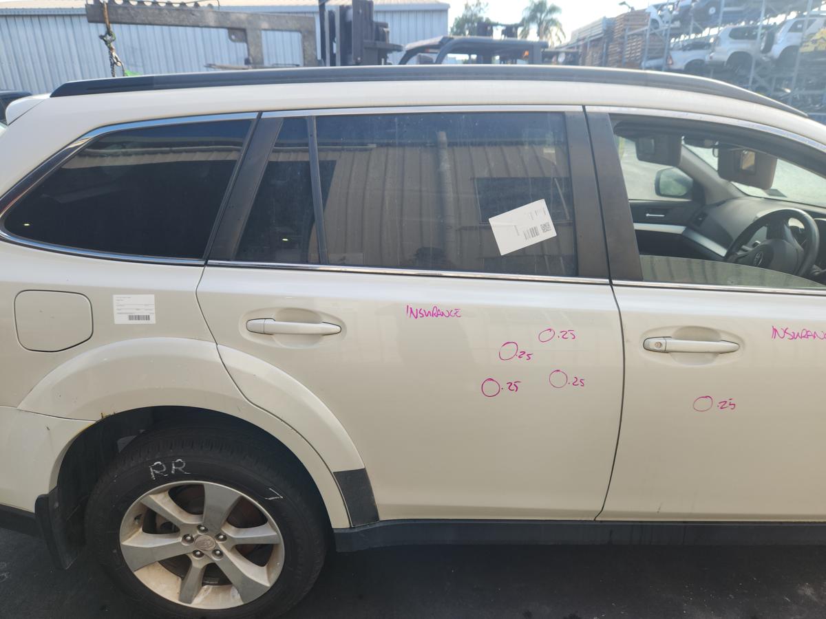 1000930730-Right Rear Door