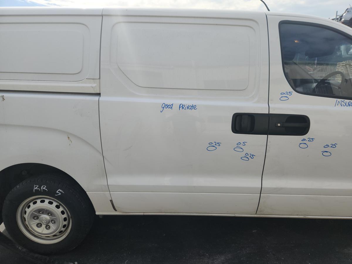 1000940432-Right Rear Door