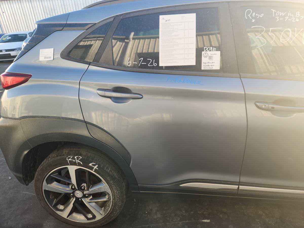 1000941251-Right Rear Door