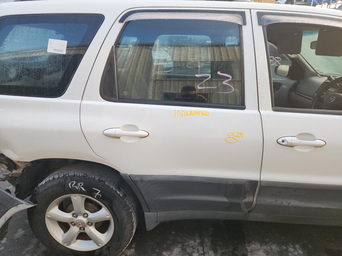 1000942660-Right Rear Door
