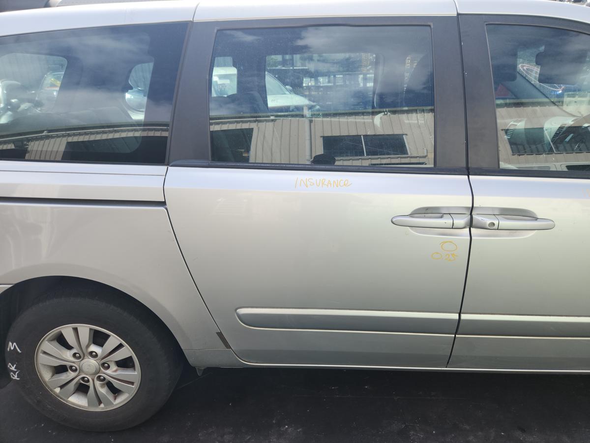 1000943530-Right Rear Door