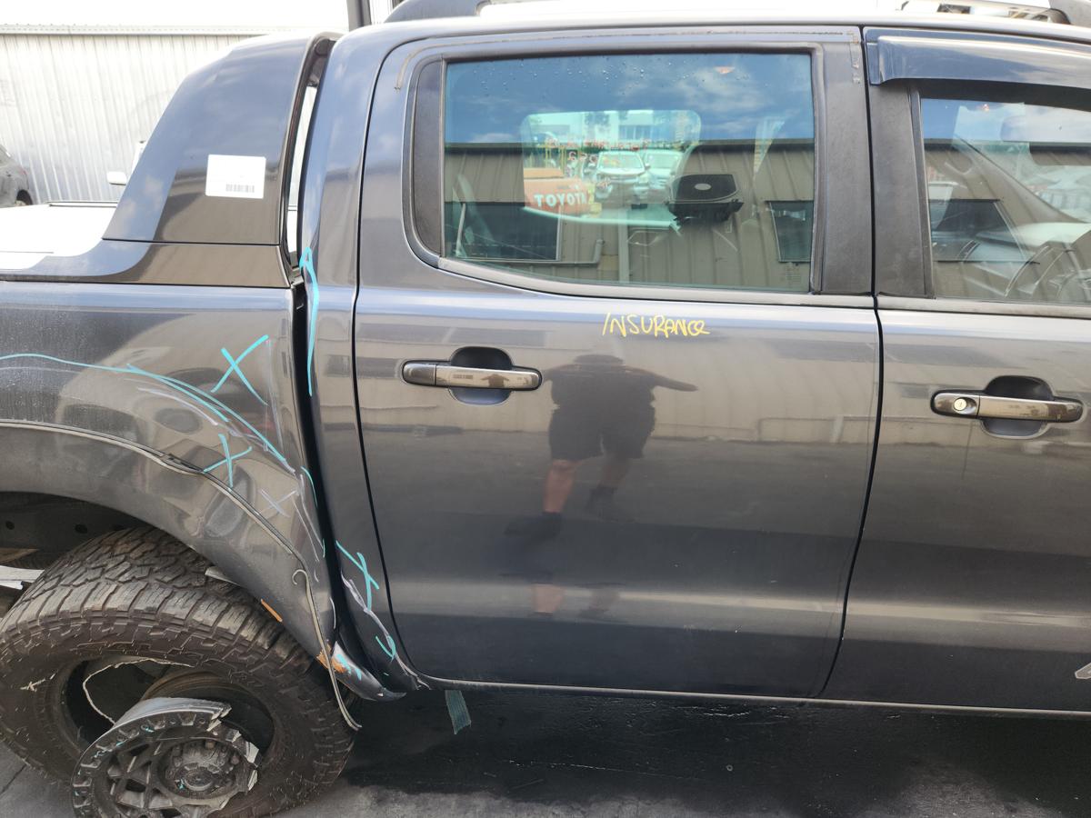 1000953221-Right Rear Door