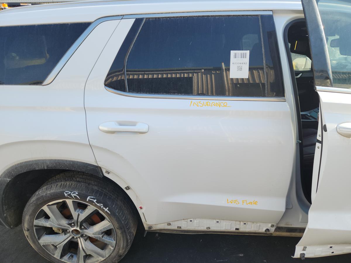 1000953771-Right Rear Door
