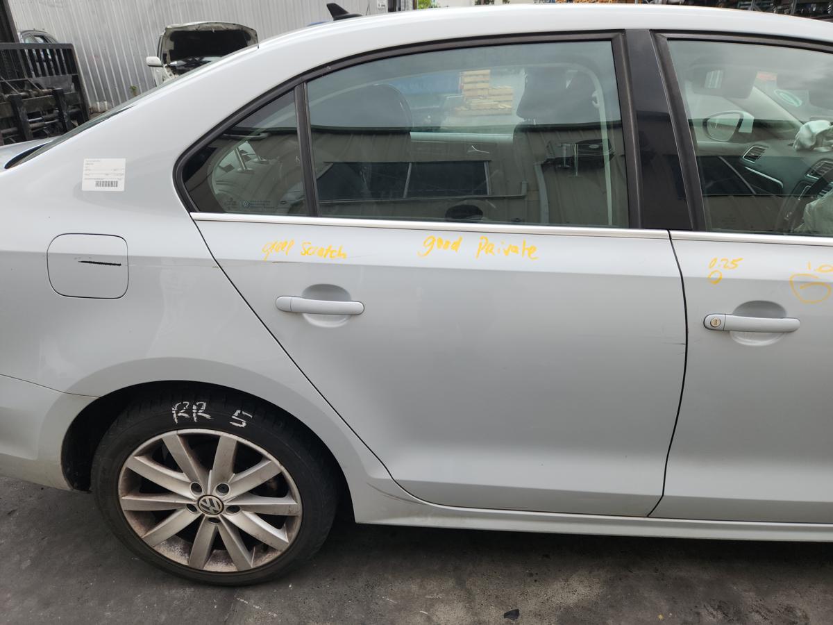 1000955270-Right Rear Door