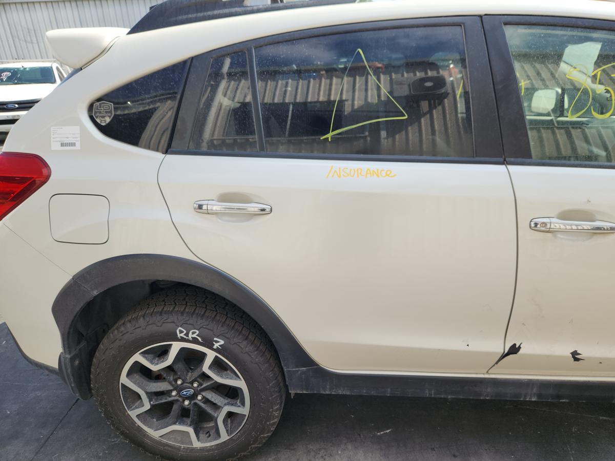 1000955958-Right Rear Door