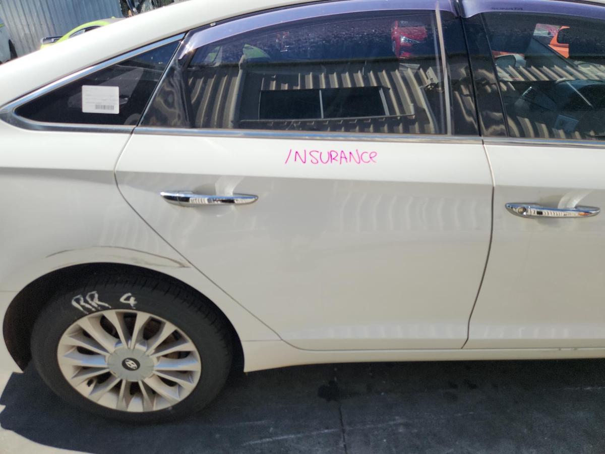 1000901983-Right Rear Door