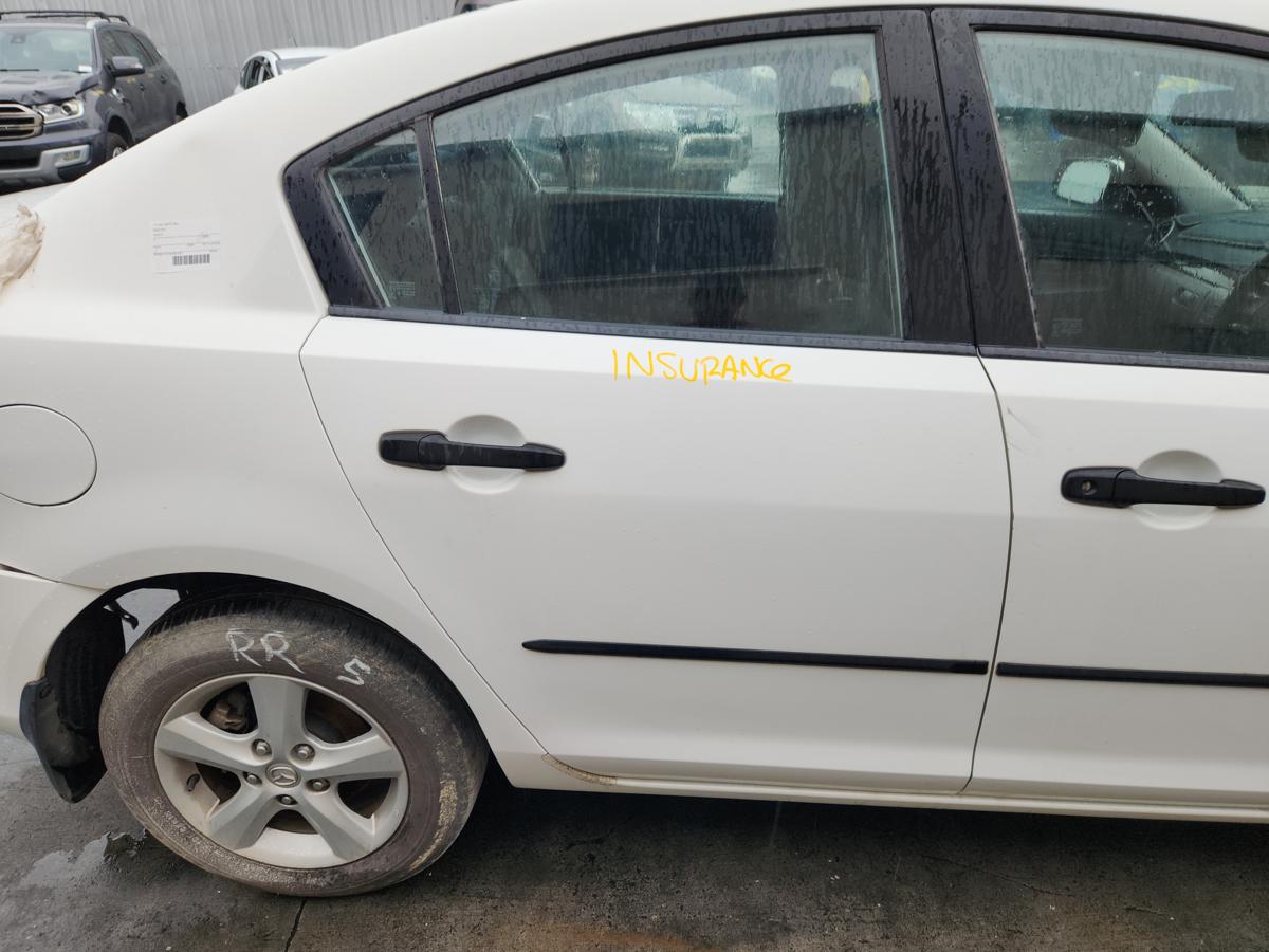 RIGHT_REAR_DOOR_SLIDING for MAZDA 3
