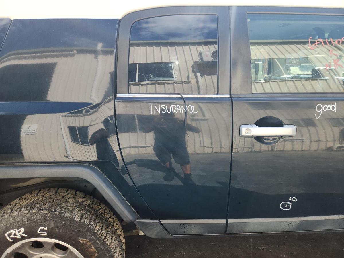 1000908886-Right Rear Door