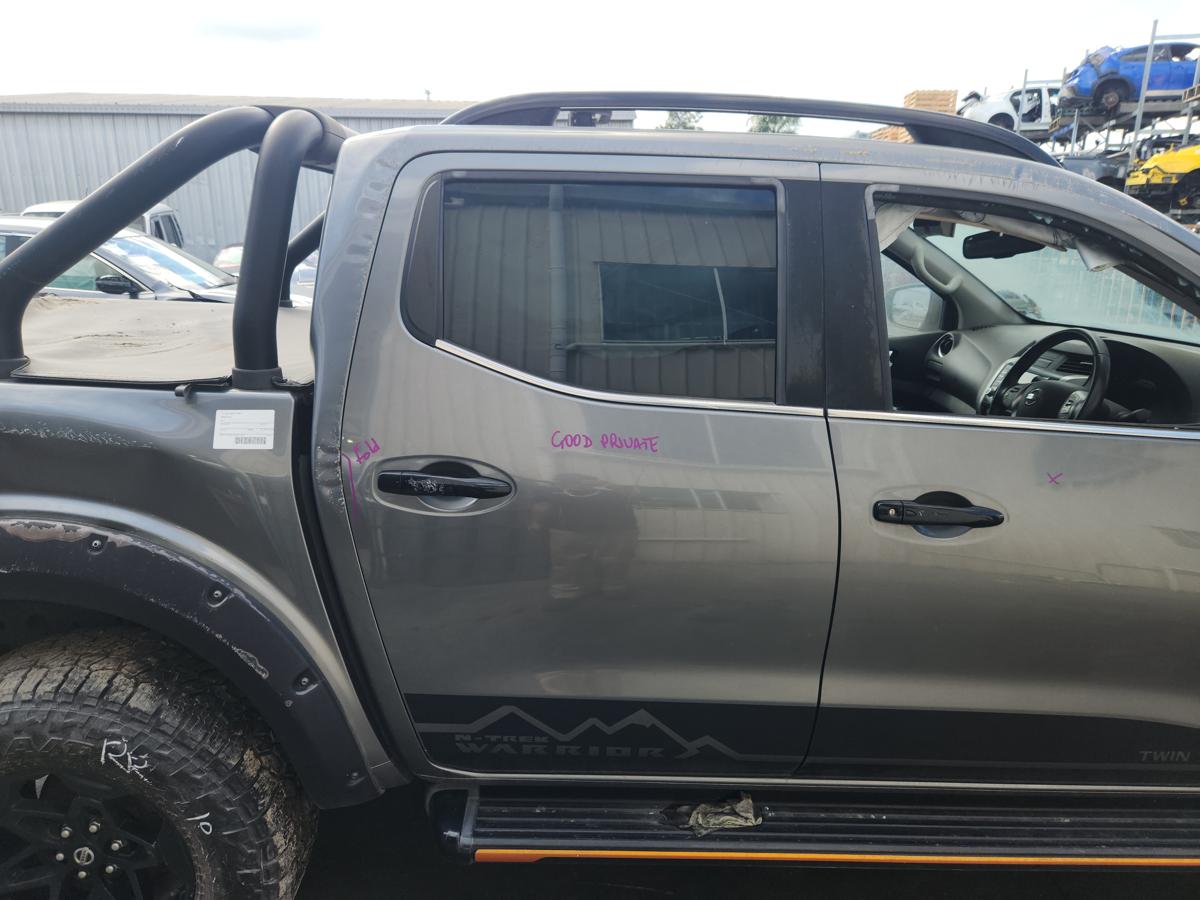 1000932889-Right Rear Door