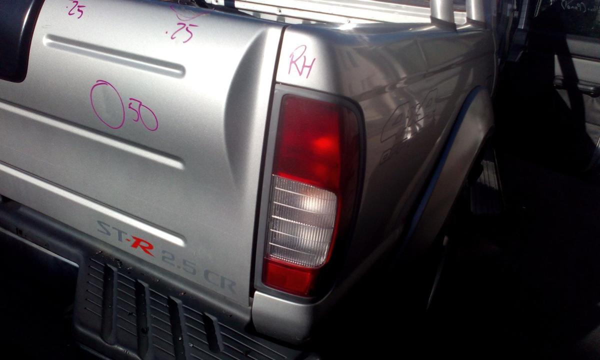 1000700277-Right Taillight