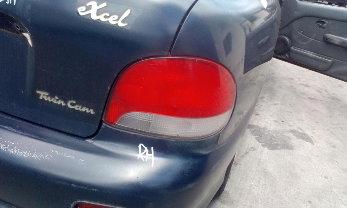1000680670-Right Taillight