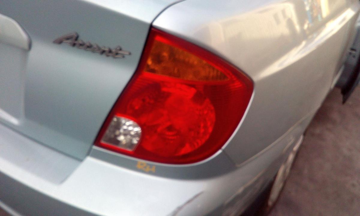 1000713857-Right Taillight