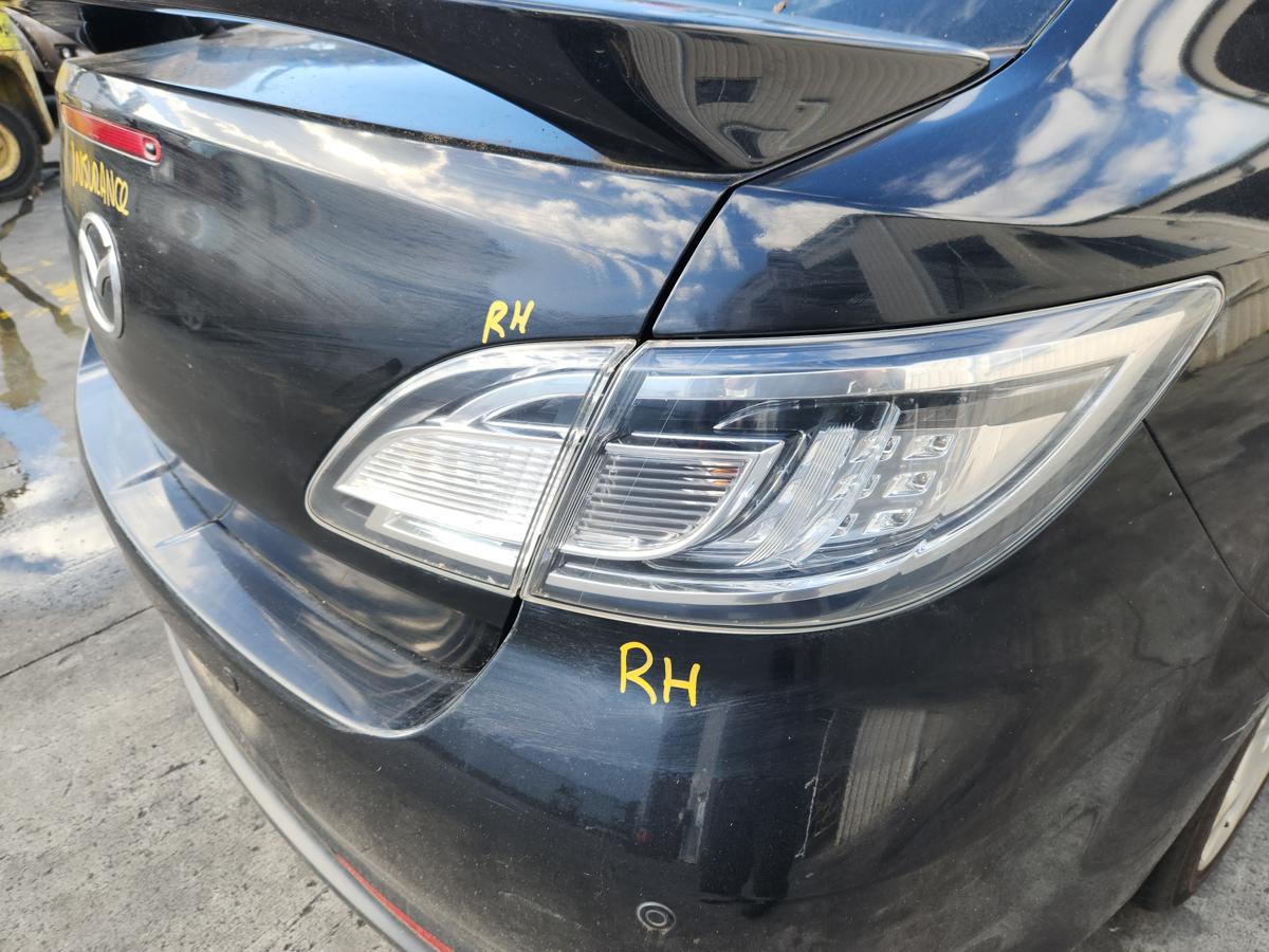1000917546-Right Taillight