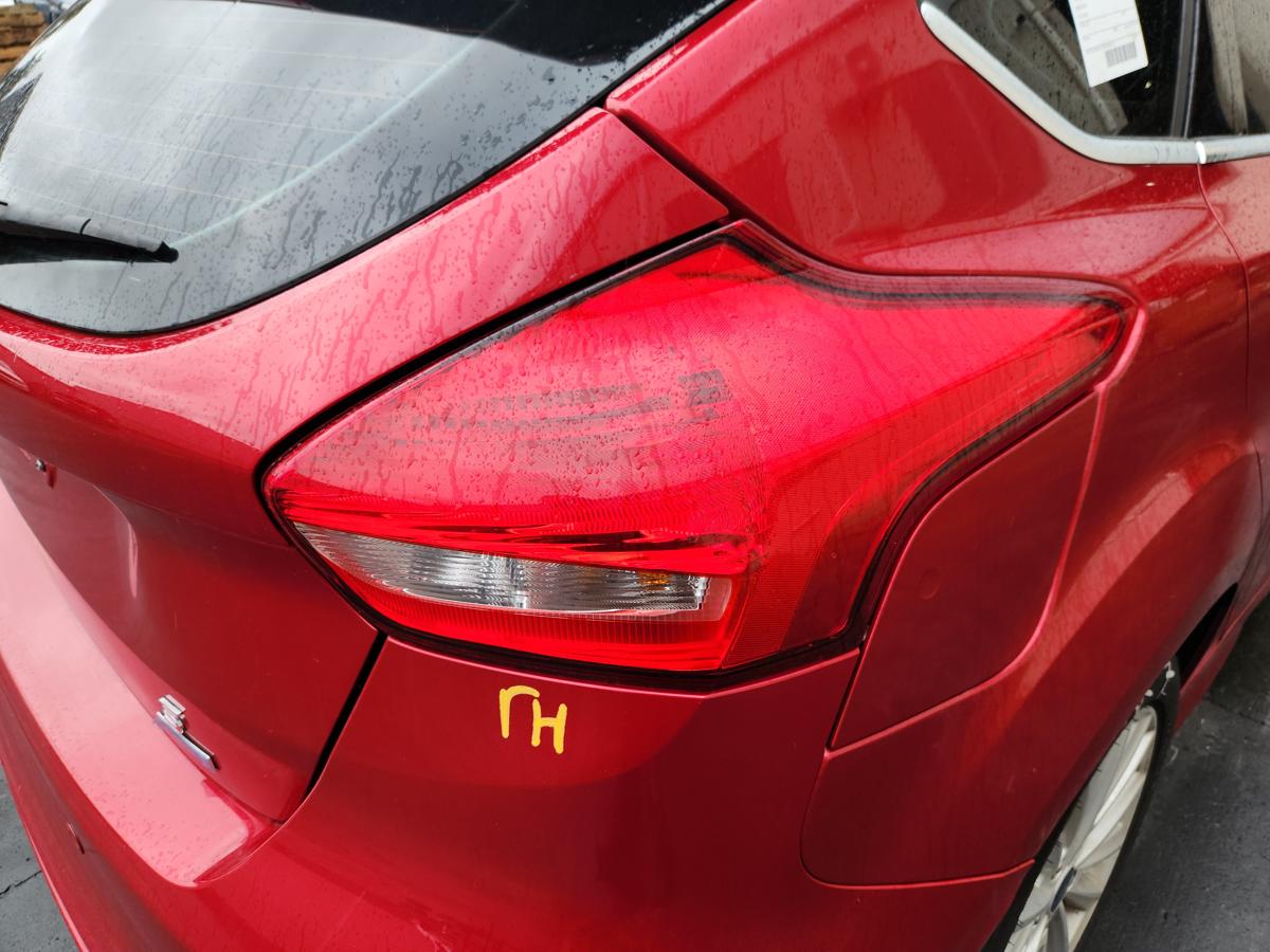 1000958290-Right Taillight