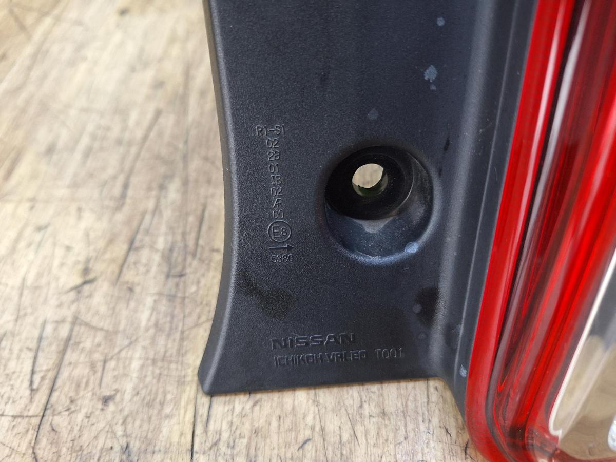 1000920040-Right Taillight Part Number