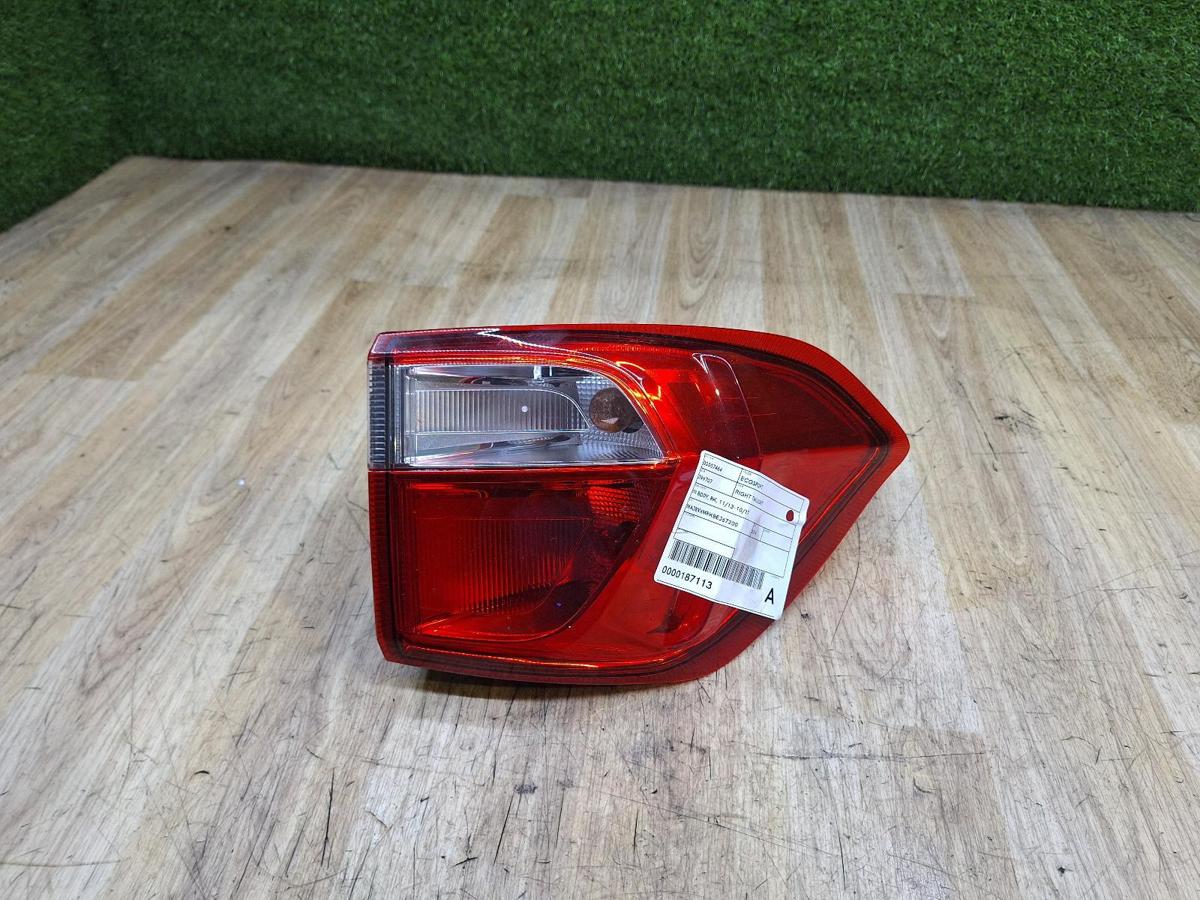 1000935641-Right Taillight Top