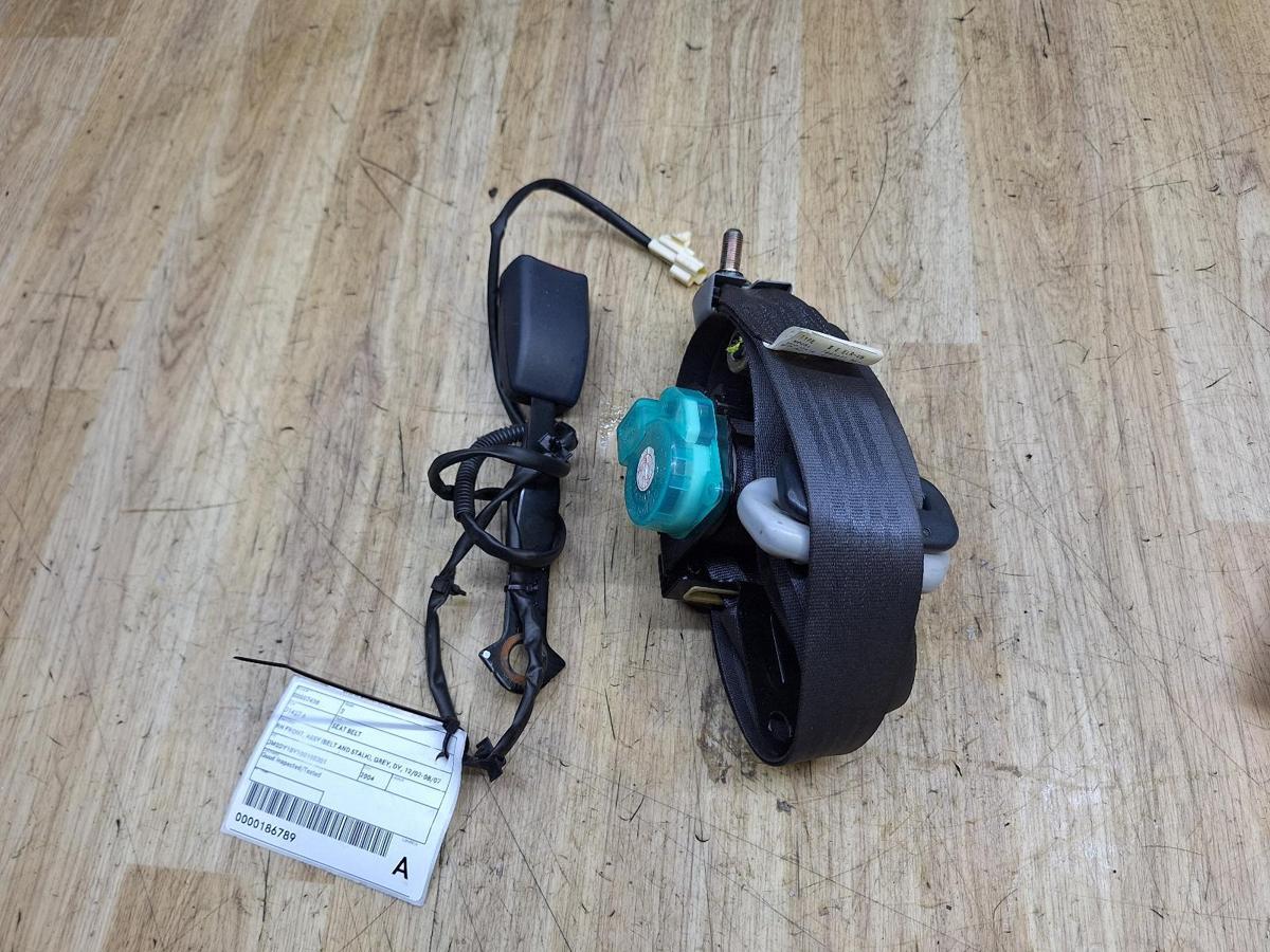 1000933664-Seat Belt RHF Top