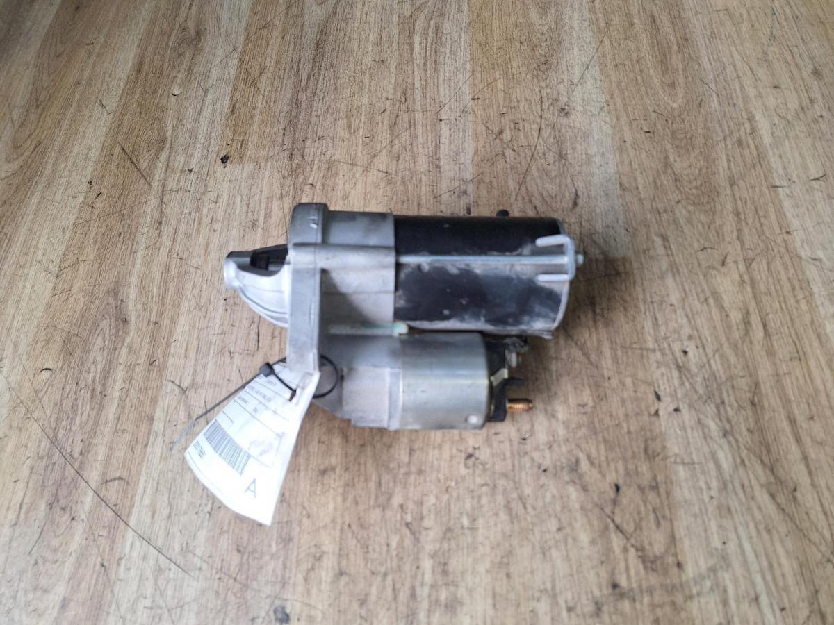 1000884311-Starter Motor Top