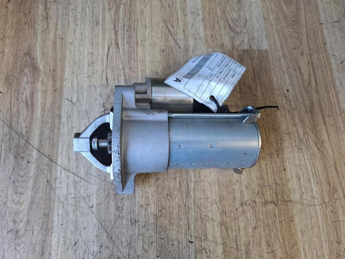 1000887858-Starter Motor Top