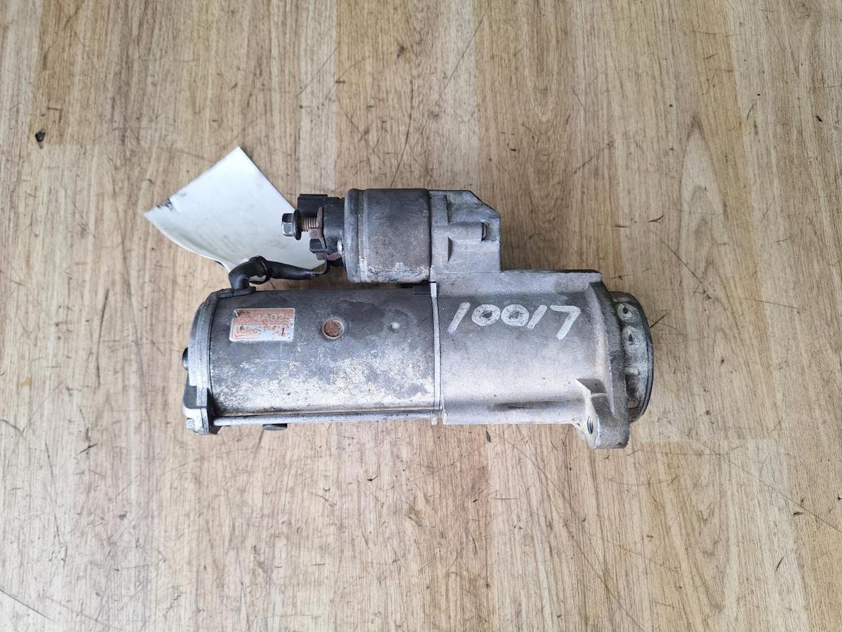 1000890877-Starter Motor Top