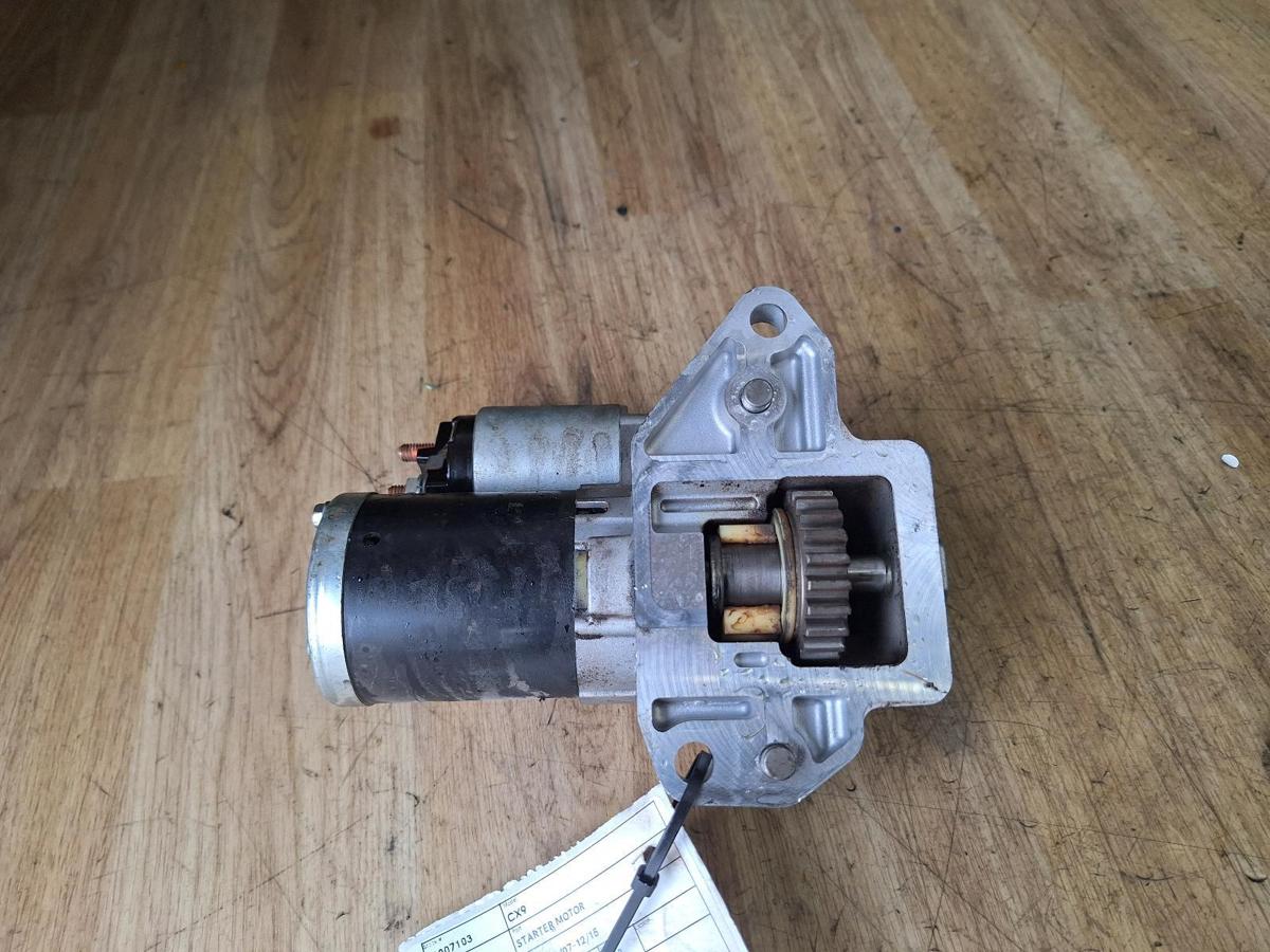 1000891323-Starter Motor Top