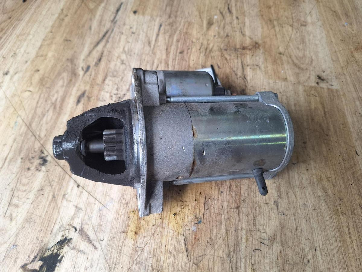 1000898315-Starter Motor Top