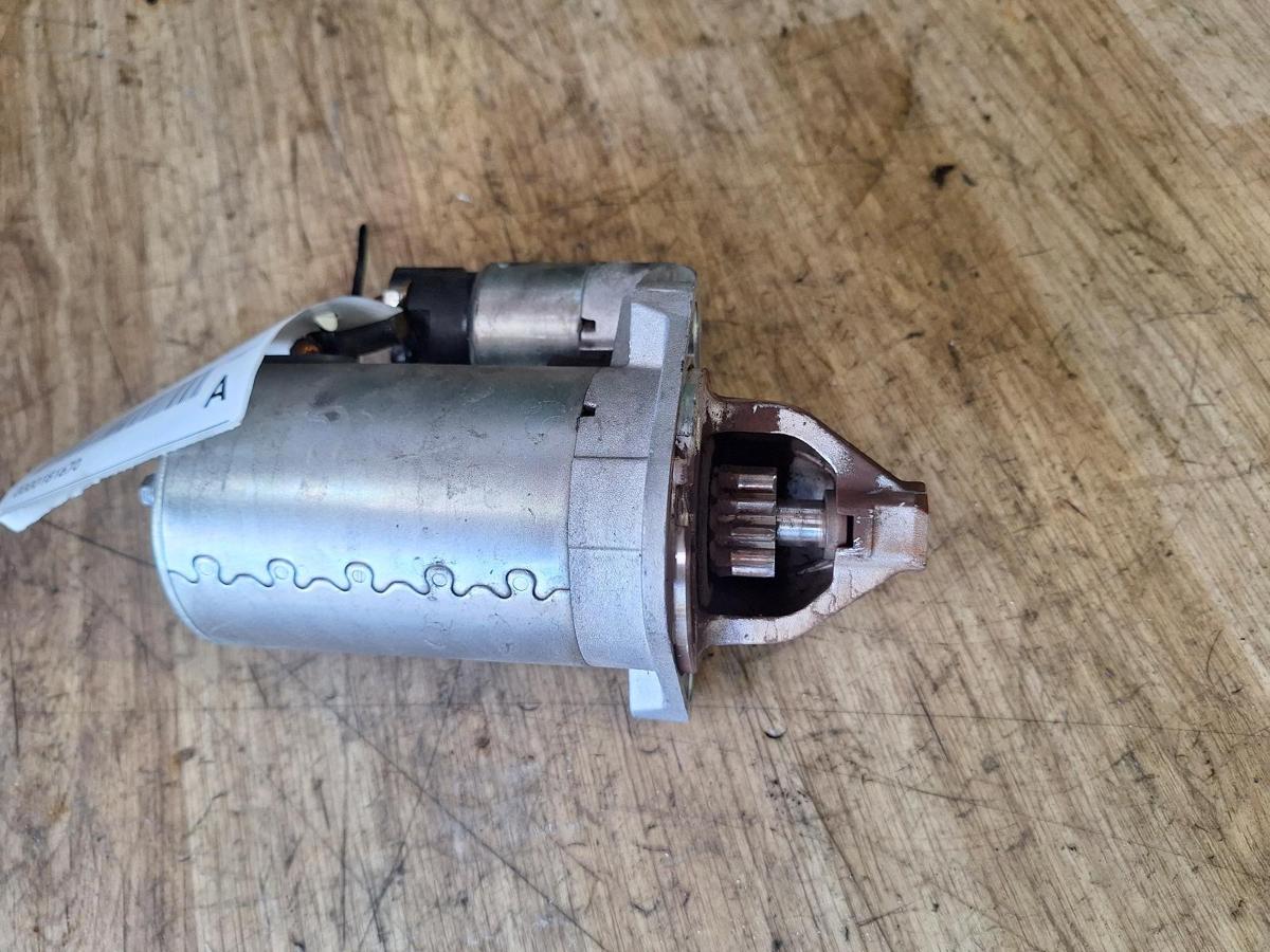 1000902302-Starter Motor Top