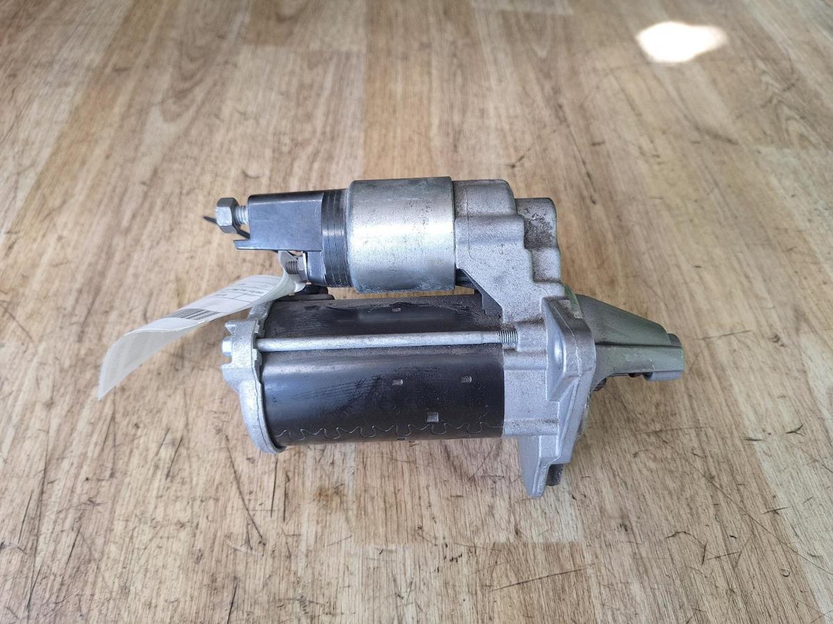 1000916051-Starter Motor Top