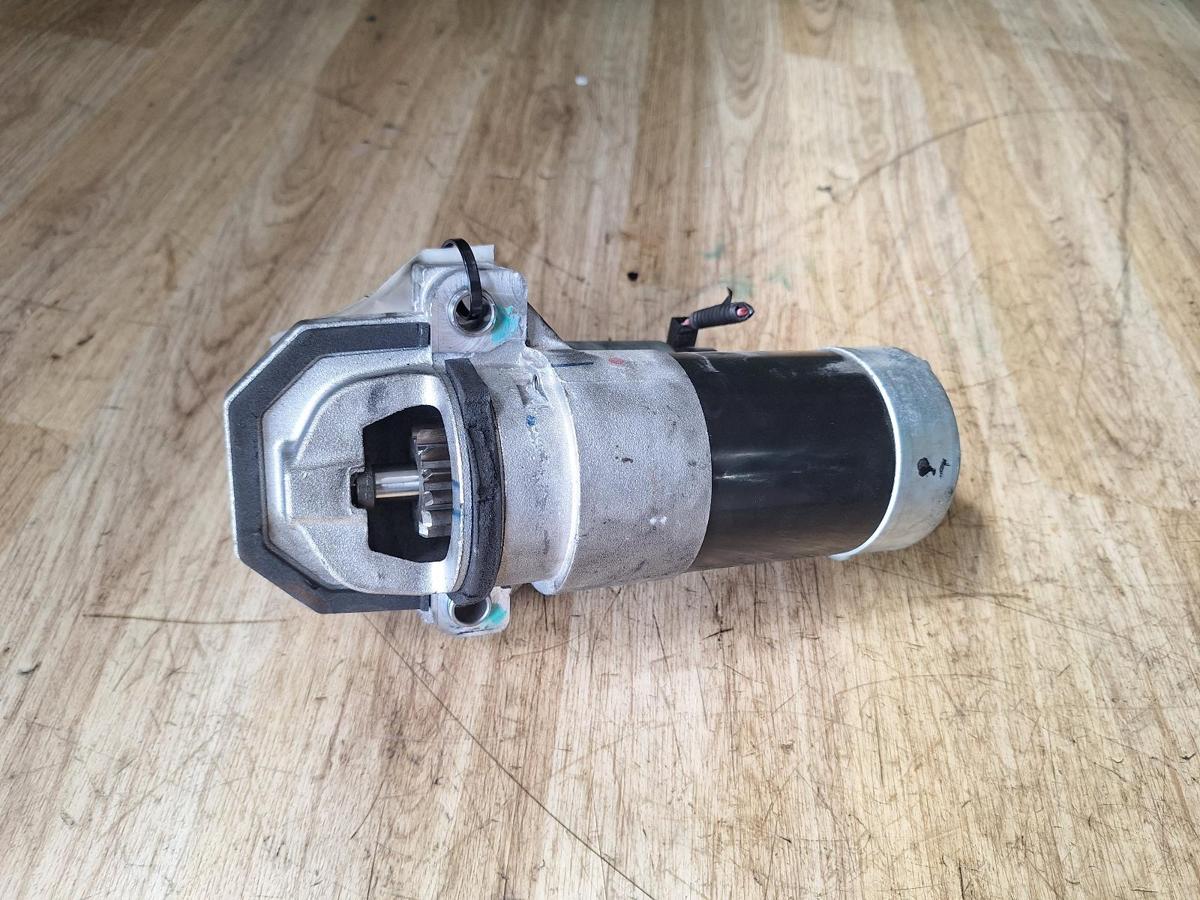1000901407-Starter Motor Top