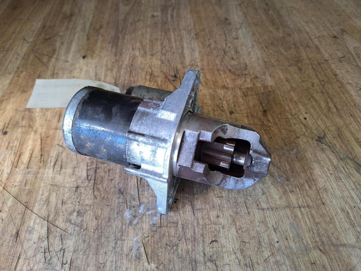 1000921428-Starter Motor Top