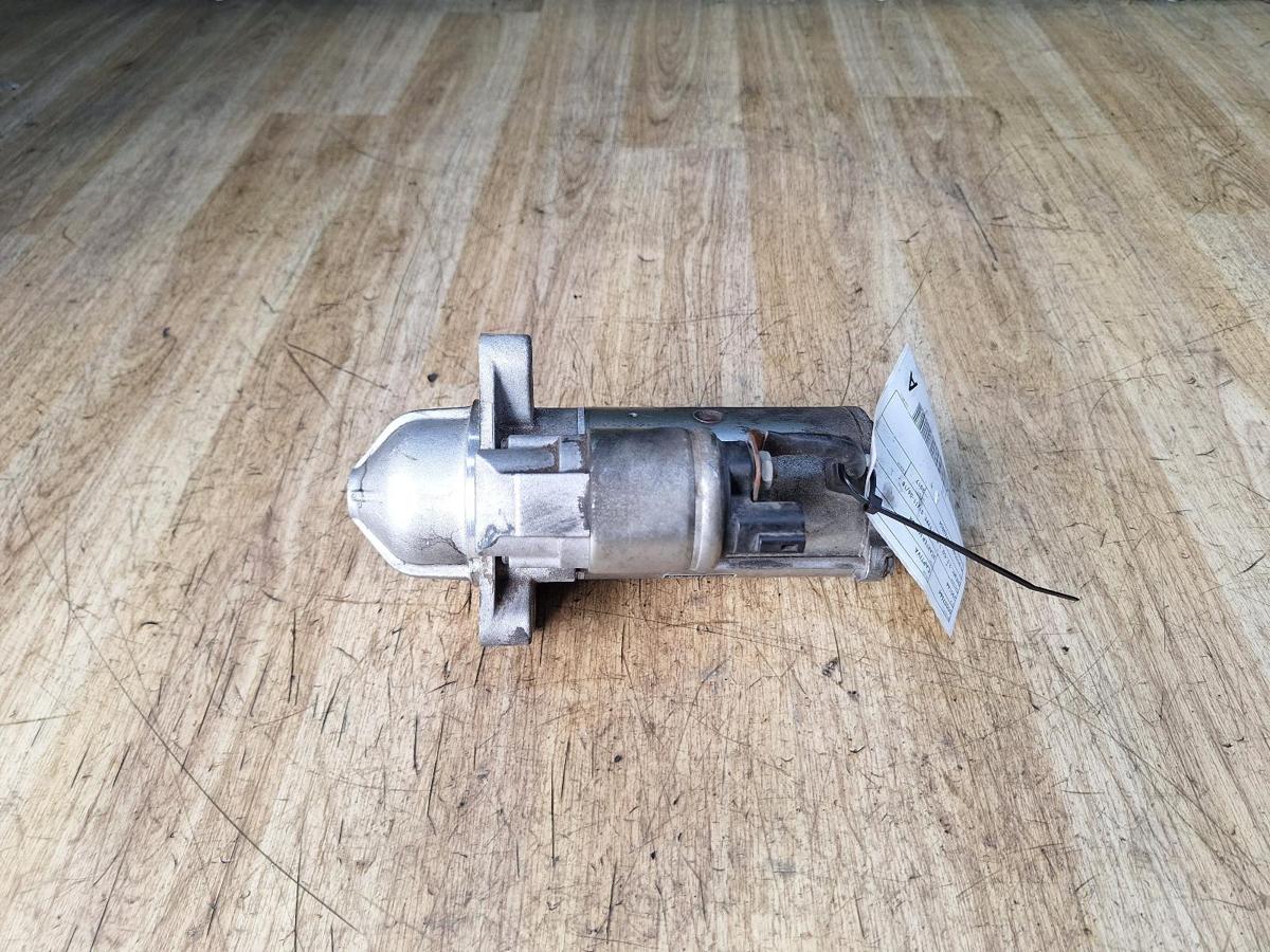 1000948789-Starter Motor Top