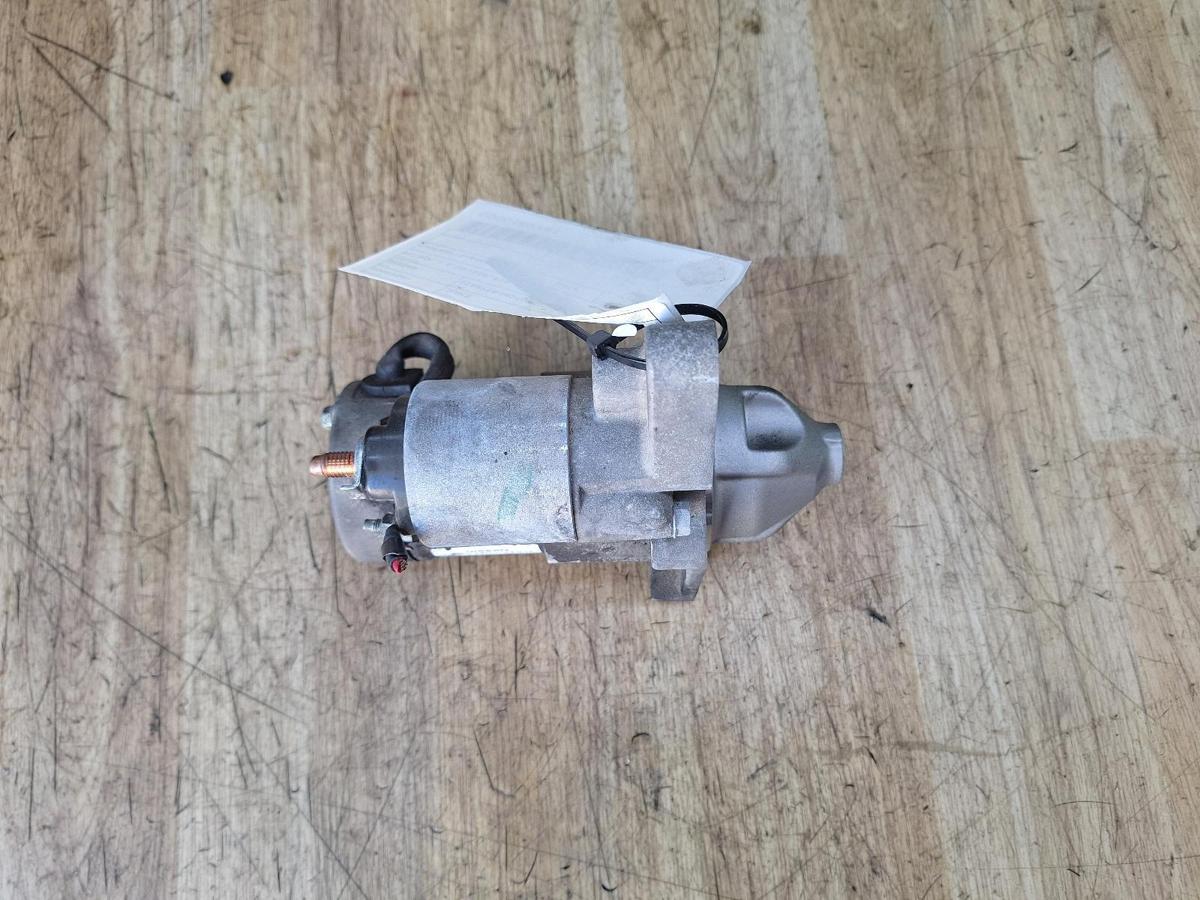 1000947588-Starter Motor Top