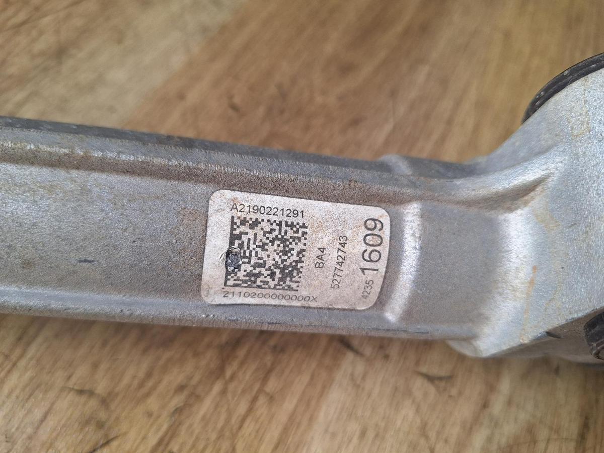 1000889757-Steering Box Rack Part Number
