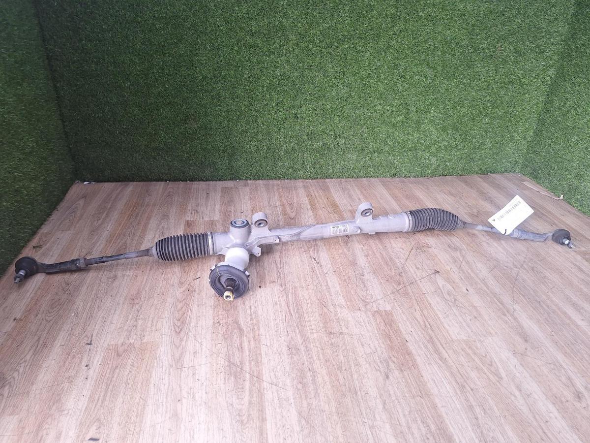 1000895577-Steering Box Rack Top