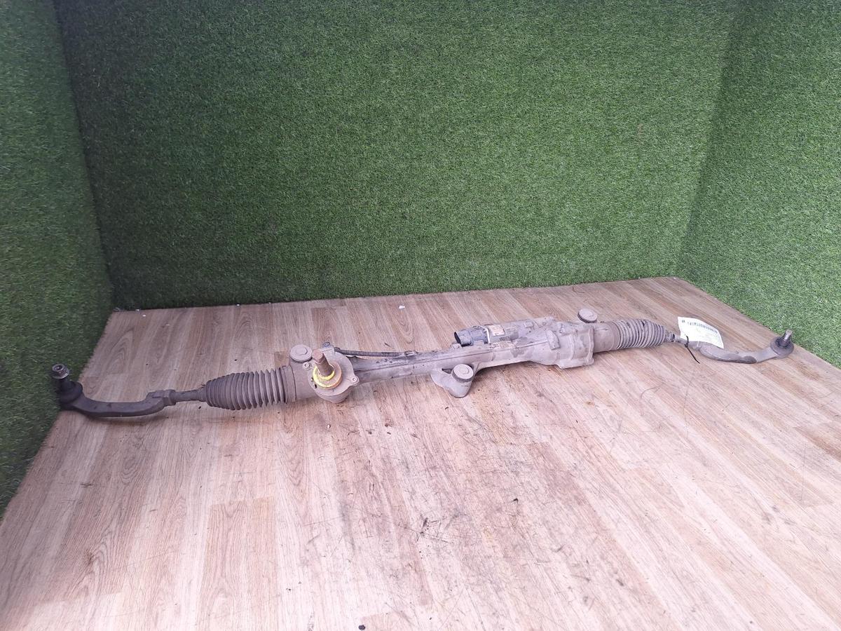 1000896072-Steering Box Rack Top